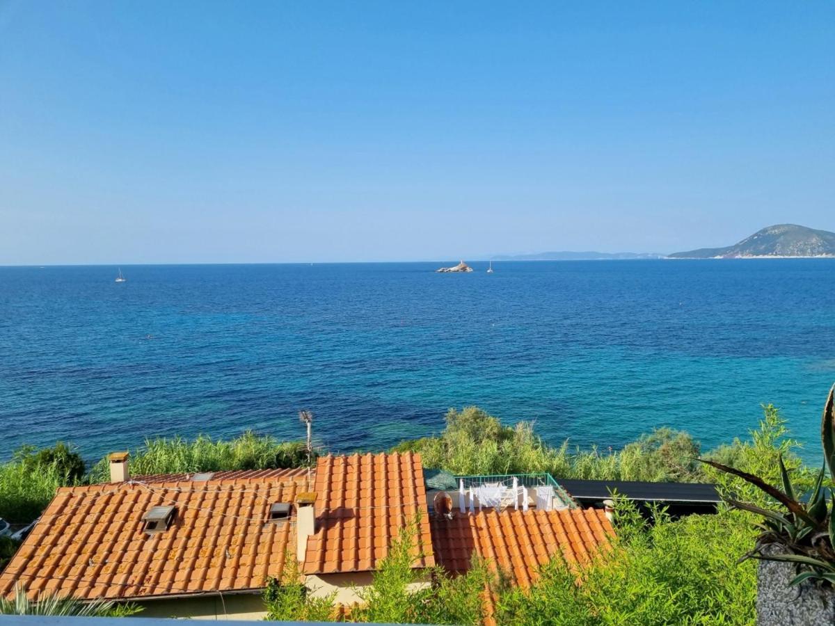 Appartamenti La Terrazza Sulle Ghiaie - Goelba Portoferraio Ngoại thất bức ảnh