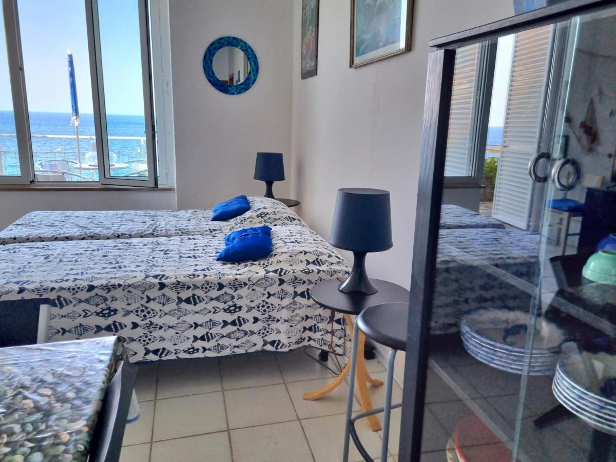 Appartamenti La Terrazza Sulle Ghiaie - Goelba Portoferraio Phòng bức ảnh